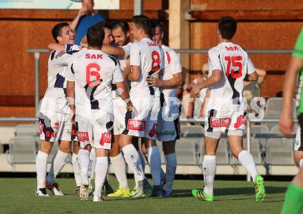 Fussball Kaerntner Liga. SAK gegen Feldkirchen. Torjubel  (SAK). Welzenegg, am 9.9.2016.
Foto: Kuess
---
pressefotos, pressefotografie, kuess, qs, qspictures, sport, bild, bilder, bilddatenbank