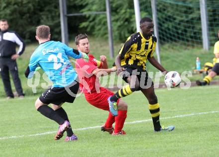 Fussball. 1. Klasse C. HSV gegen Glanegg. Florian Lampichler, Kevin Mpaka (HSV), Dominik Nikolaus Scherwitzl  (Glanegg). Klagenfurt Lendorf, 17.9.2016,
Foto: Kuess
---
pressefotos, pressefotografie, kuess, qs, qspictures, sport, bild, bilder, bilddatenbank