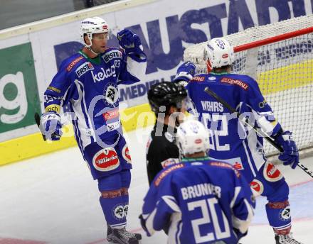 EBEL. Eishockey Bundesliga.  VSV gegen HC Orli Znojmo. Torjubel Evan McGrath, Kevin Wehrs (VSV). Villach, am 18.9.2016.
Foto: Kuess 
---
pressefotos, pressefotografie, kuess, qs, qspictures, sport, bild, bilder, bilddatenbank