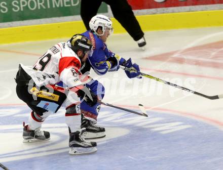 EBEL. Eishockey Bundesliga.  VSV gegen HC Orli Znojmo. Brock McBride, (VSV), Jan Lattner (Znojmo). Villach, am 18.9.2016.
Foto: Kuess 
---
pressefotos, pressefotografie, kuess, qs, qspictures, sport, bild, bilder, bilddatenbank