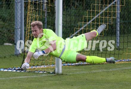 Fussball Kaerntner Liga. Koettmannsdorf gegen Feldkirchen. Markus Glaenzer (Koettmannsdorf). Koettmannsdorf, am 25.9.2016.
Foto: Kuess
---
pressefotos, pressefotografie, kuess, qs, qspictures, sport, bild, bilder, bilddatenbank