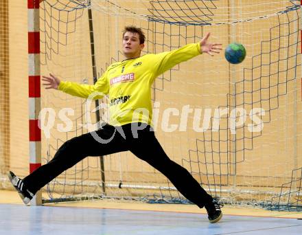 Handball HLA. SC Ferlach gegen HC Hard. Matthias Meleschnig (Ferlach). Ferlach, am 27.9.2016.
Foto: Kuess
---
pressefotos, pressefotografie, kuess, qs, qspictures, sport, bild, bilder, bilddatenbank