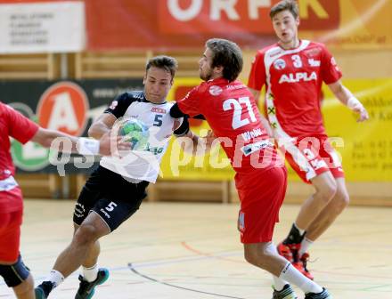 Handball HLA. SC Ferlach gegen HC Hard.  Mario Simic, (Ferlach), Thomas Weber (Hard). Ferlach, am 27.9.2016.
Foto: Kuess
---
pressefotos, pressefotografie, kuess, qs, qspictures, sport, bild, bilder, bilddatenbank