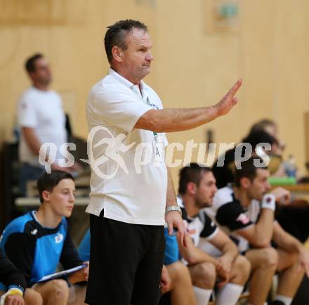Handball HLA. SC Ferlach gegen HC Hard. Trainer Ivan Vajdl (Ferlach). Ferlach, am 27.9.2016.
Foto: Kuess
---
pressefotos, pressefotografie, kuess, qs, qspictures, sport, bild, bilder, bilddatenbank