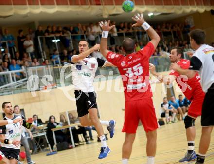 Handball HLA. SC Ferlach gegen HC Hard. Risto Arnaudovski, (Ferlach), Domagoj Surac (Hard). Ferlach, am 27.9.2016.
Foto: Kuess
---
pressefotos, pressefotografie, kuess, qs, qspictures, sport, bild, bilder, bilddatenbank