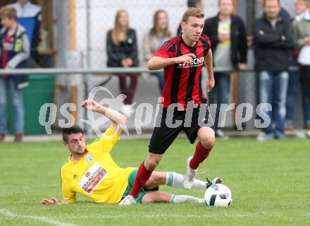 Fussball Unterliga West. St. Jakob im Rosental gegen Radenthein.  Thomas Ogradnig,  (St. Jakob/Ros.),  Alexander Rauter  (Radenthein). St. Jakob, am 2.10.2016.
Foto: Kuess
---
pressefotos, pressefotografie, kuess, qs, qspictures, sport, bild, bilder, bilddatenbank