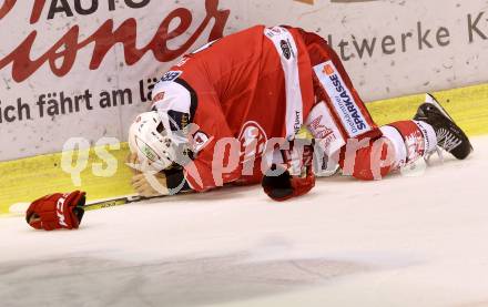EBEL. Eishockey Bundesliga.  KAC gegen HC TWK Innsbruck. Ziga Pance verletzt (KAC). Klagenfurt, am 2.10.2016.
Foto: Kuess 
---
pressefotos, pressefotografie, kuess, qs, qspictures, sport, bild, bilder, bilddatenbank