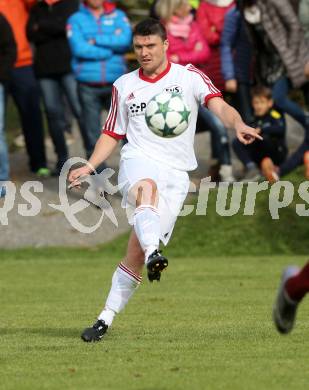 Fussball. Unterliga West. Ludmannsdorf gegen St. Jakob/Ros. Miroslav Radulovic (St. Jakob). Ludmannsdorf, 9.10.2016.
Foto: Kuess
---
pressefotos, pressefotografie, kuess, qs, qspictures, sport, bild, bilder, bilddatenbank