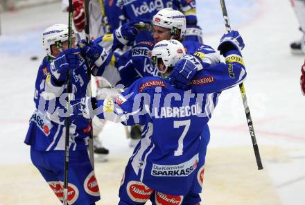 EBEL. Eishockey Bundesliga.  VSV gegen HC TWK Innsbruck Die Haie. Torjubel Dustin Johner, Samuel Labrecque, Christof Kromp (VSV). Villach, am 14.10.2016.
Foto: Kuess 
---
pressefotos, pressefotografie, kuess, qs, qspictures, sport, bild, bilder, bilddatenbank