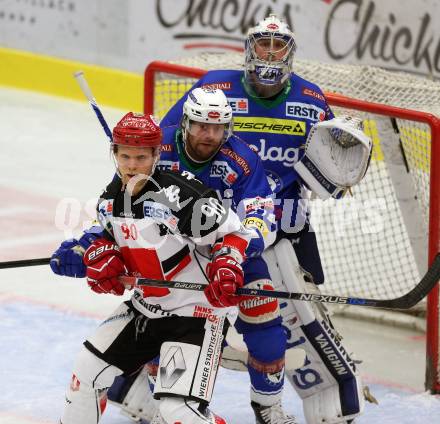 EBEL. Eishockey Bundesliga.  VSV gegen HC TWK Innsbruck Die Haie. Markus Schlacher, Olivier Roy,  (VSV), Mario Lamoureux (Innsbruck). Villach, am 14.10.2016.
Foto: Kuess 
---
pressefotos, pressefotografie, kuess, qs, qspictures, sport, bild, bilder, bilddatenbank
