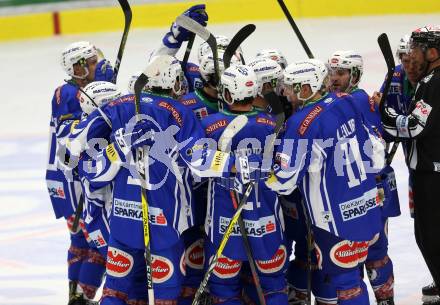 EBEL. Eishockey Bundesliga.  VSV gegen HC TWK Innsbruck Die Haie. Jubel (VSV). Villach, am 14.10.2016.
Foto: Kuess 
---
pressefotos, pressefotografie, kuess, qs, qspictures, sport, bild, bilder, bilddatenbank