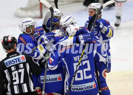 EBEL. Eishockey Bundesliga.  VSV gegen HC TWK Innsbruck Die Haie. Torjubel Dustin Johner, Samuel Labrecque, Christof Kromp, Eric Hunter (VSV). Villach, am 14.10.2016.
Foto: Kuess 
---
pressefotos, pressefotografie, kuess, qs, qspictures, sport, bild, bilder, bilddatenbank