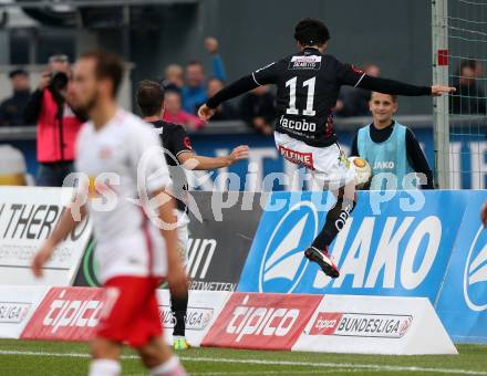 Fussball Bundesliga. RZ Pellets WAC gegen  FC Red Bull Salzburg. Torjubel Jacobo Maria Ynclan Pajares (Salzburg). Wolfsberg, am 15.10.2016.
Foto: Kuess
---
pressefotos, pressefotografie, kuess, qs, qspictures, sport, bild, bilder, bilddatenbank