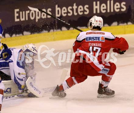 EBEL. Eishockey Bundesliga. KAC gegen VSV. Manuel Ganahl,  (KAC), Lukas Herzog (VSV). Klagenfurt, am 16.10.2016.
Foto: Kuess

---
pressefotos, pressefotografie, kuess, qs, qspictures, sport, bild, bilder, bilddatenbank