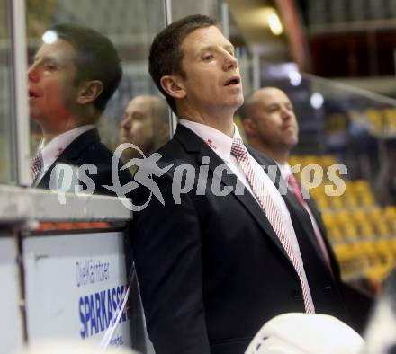 Eishockey AHL. Sky Alps Hockey League. KAC gegen Jesenice. Trainer Kirk Furey, Ryan Foster (KAC). Klagenfurt, am 18.10.2016.
Foto: Kuess

---
pressefotos, pressefotografie, kuess, qs, qspictures, sport, bild, bilder, bilddatenbank