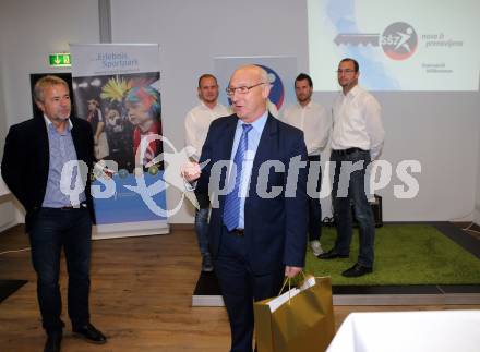 Eroeffnung Bueroraeumlichkeiten. Slowenischer Sportverband. Slovenska sportna zveza. Sportpark Klagenfurt, 18.10.2016.
Foto: Kuess
---
pressefotos, pressefotografie, kuess, qs, qspictures, sport, bild, bilder, bilddatenbank