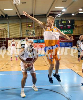 Basketball 2. Bundesliga. GD 3. Runde Woerthersee Piraten gegen BBU Salzburg. Joachim Buggelsheim, (Piraten), Julian Michael Haas  (Salzburg). Klagenfurt, am 22.10.2016.
Foto: Kuess
---
pressefotos, pressefotografie, kuess, qs, qspictures, sport, bild, bilder, bilddatenbank