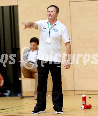 Handball HLA. SC Ferlach gegen Moser Medical UHK Krems. Trainer Ivan Vajdl (Ferlach). Ferlach, am 25.10.2016.
Foto: Kuess

---
pressefotos, pressefotografie, kuess, qs, qspictures, sport, bild, bilder, bilddatenbank