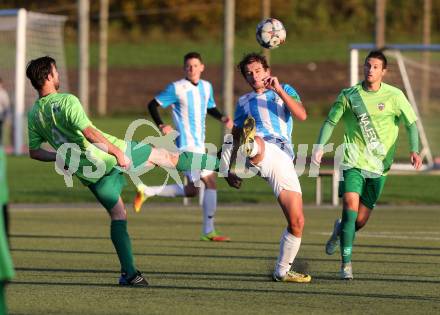 Fussball 2. KLasse D. Moosburg gegen Launsdorf. Christopher Malle, (Moosburg), Alen Cirikovic  (Launsdorf). Moosburg, am 22.10.2016.
Foto: Kuess
---
pressefotos, pressefotografie, kuess, qs, qspictures, sport, bild, bilder, bilddatenbank