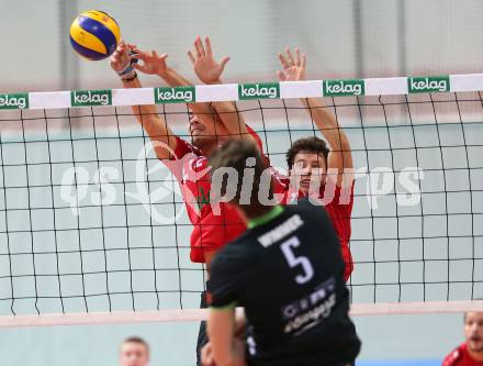 Volleyball Bundesliga. VBK Woerthersee Loewen gegen VC Graz.  Stefan Riegler, Simon Fruehbauer (Woerthersee Loewen). Klagenfurt, am 26.10.2016.
Foto: Kuess
---
pressefotos, pressefotografie, kuess, qs, qspictures, sport, bild, bilder, bilddatenbank