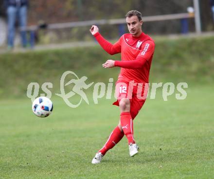 Fussball. Kaerntner Liga. Atus Ferlach gegen Koettmannsdorf. 	Alexander Krainer (Ferlach). Ferlach, 5.11.2016.
Foto: Kuess
---
pressefotos, pressefotografie, kuess, qs, qspictures, sport, bild, bilder, bilddatenbank