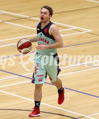 Basketball 2. Bundesliga. GD 5. Runde. Villach Raiders gegen Dornbirn Lions.  Tim Huber (Villach). Villach, am 5.11.2016.
Foto: Kuess
---
pressefotos, pressefotografie, kuess, qs, qspictures, sport, bild, bilder, bilddatenbank