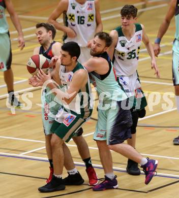 Basketball 2. Bundesliga. GD 5. Runde. Villach Raiders gegen Dornbirn Lions.  Tim Huber, Sebastian Huber,  (Villach), Luka Kevric (Dornbirn). Villach, am 5.11.2016.
Foto: Kuess
---
pressefotos, pressefotografie, kuess, qs, qspictures, sport, bild, bilder, bilddatenbank