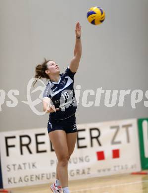 Volleyball. AVL 1. Bundesliga. ATSC KELAG Wildcats. Fruehbauer Julia (Wildcats). Klagenfurt, 5.11.2015.
Foto: Kuess

---
pressefotos, pressefotografie, kuess, qs, qspictures, sport, bild, bilder, bilddatenbank