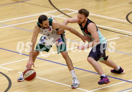 Basketball 2. Bundesliga. GD 5. Runde. Villach Raiders gegen Dornbirn Lions.  SEbastian Huber,  (Villach), Ander Arruti Portila (Dornbirn). Villach, am 5.11.2016.
Foto: Kuess
---
pressefotos, pressefotografie, kuess, qs, qspictures, sport, bild, bilder, bilddatenbank