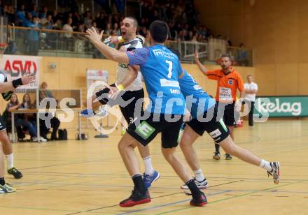 HLA. Handball Bundesliga. SC Ferlach gegen Union JURI Leoben. Risto Arnaudovski, (Ferlach),  Ivan Senta (Leoben). Ferlach, am 11.11.2016.
Foto: Kuess

---
pressefotos, pressefotografie, kuess, qs, qspictures, sport, bild, bilder, bilddatenbank