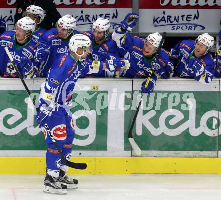 EBEL. Eishockey Bundesliga. VSV gegen	KAC. Torjubel Jeremie Ouellet Blaine (VSV). Villach, am 13.11.2016.
Foto: Kuess

---
pressefotos, pressefotografie, kuess, qs, qspictures, sport, bild, bilder, bilddatenbank
