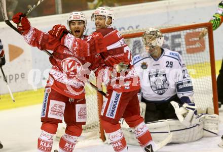 EBEL. Eishockey Bundesliga. KAC gegen 	Fehervar AV 19. Torjubel Matthew Neal, Jamie Lundmark (KAC). Klagenfurt, am 27.11.2016.
Foto: Kuess

---
pressefotos, pressefotografie, kuess, qs, qspictures, sport, bild, bilder, bilddatenbank