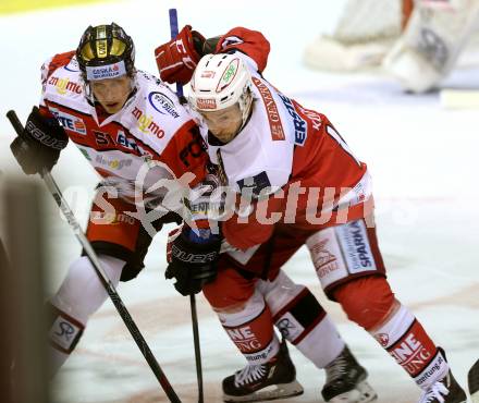 EBEL. Eishockey Bundesliga. KAC gegen 	HC Orli Znojmo. Thomas Koch,  (KAC), Jan Seda (Znojmo). Klagenfurt, am 2.12.2016.
Foto: Kuess

---
pressefotos, pressefotografie, kuess, qs, qspictures, sport, bild, bilder, bilddatenbank