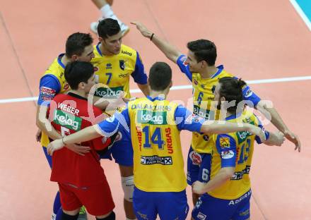 Volleyball Bundesliga. SK Posojilnica Aich/Dob gegen Hypo Tirol. Jubel (Aich/Dob). Bleiburg, 1.12.2016.
Foto: Kuess 
---
pressefotos, pressefotografie, kuess, qs, qspictures, sport, bild, bilder, bilddatenbank