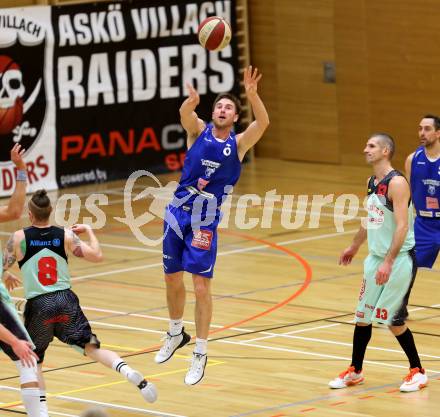 Basketball 2. Bundesliga. GD 9. Runde. Raiders Villach gegen D.C. Timberwolves.  Ales Primc (Villach), Nemanja NIKOLIC (D.C. Timberwolves). Villach, am 4.12.2016.
Foto: Kuess
---
pressefotos, pressefotografie, kuess, qs, qspictures, sport, bild, bilder, bilddatenbank