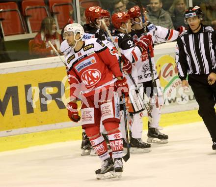 EBEL. Eishockey Bundesliga. KAC gegen 	HC TWK Innsbruck, Die Haie. Torjubel  (Innsbruck). Klagenfurt, am 9.12.2016.
Foto: Kuess

---
pressefotos, pressefotografie, kuess, qs, qspictures, sport, bild, bilder, bilddatenbank