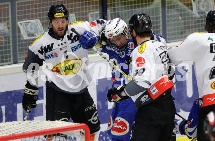 EBEL. Eishockey Bundesliga. VSV gegen	Dornbirner Eishockey Club. Patrick Platzer, (VSV), Nicholas Crawford, Matt Siddall (Dornbirn). Villach, am 9.12.2016.
Foto: Kuess

---
pressefotos, pressefotografie, kuess, qs, qspictures, sport, bild, bilder, bilddatenbank