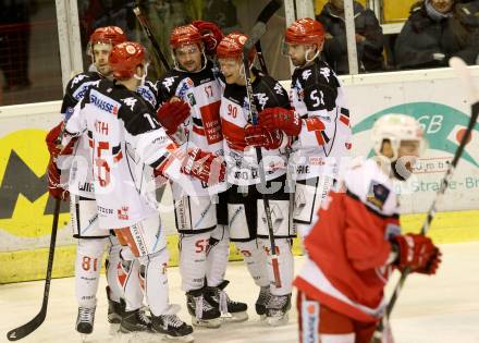 EBEL. Eishockey Bundesliga. KAC gegen 	HC TWK Innsbruck, Die Haie. Torjubel  (Innsbruck). Klagenfurt, am 9.12.2016.
Foto: Kuess

---
pressefotos, pressefotografie, kuess, qs, qspictures, sport, bild, bilder, bilddatenbank