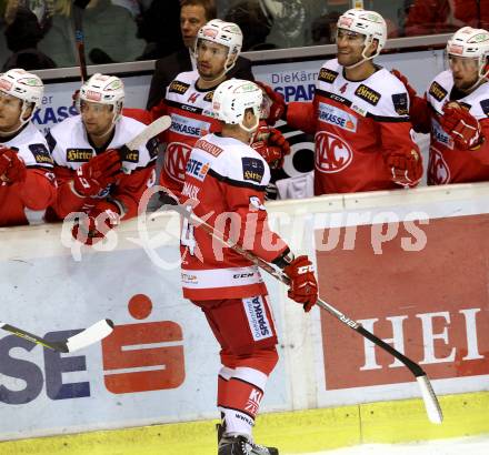EBEL. Eishockey Bundesliga. KAC gegen 	HC TWK Innsbruck, Die Haie. Torjubel Jamie Lundmark (KAC). Klagenfurt, am 9.12.2016.
Foto: Kuess

---
pressefotos, pressefotografie, kuess, qs, qspictures, sport, bild, bilder, bilddatenbank