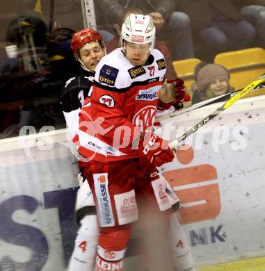 EBEL. Eishockey Bundesliga. KAC gegen 	HC TWK Innsbruck, Die Haie. Thomas Hundertpfund,  (KAC), MITTERDORFER Daniel (Innsbruck). Klagenfurt, am 9.12.2016.
Foto: Kuess

---
pressefotos, pressefotografie, kuess, qs, qspictures, sport, bild, bilder, bilddatenbank