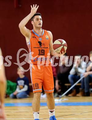 Basketball 2. Bundesliga. GD 10. Runde. KOS Celovec gegen Basket 2000 Vienna. Aldin Avdic (Basket 2000). Klagenfurt, am 10.12.2016.
Foto: Kuess
---
pressefotos, pressefotografie, kuess, qs, qspictures, sport, bild, bilder, bilddatenbank