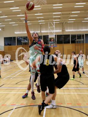 Basketball 2. Bundesliga. GD11. Runde. Raiders Villach gegen Woerthersee Piraten. Marko Kolaric,  (Villach), Jan Arne Apschner (Woerthersee Piraten). Villach, am 17.12.2016.
Foto: Kuess
---
pressefotos, pressefotografie, kuess, qs, qspictures, sport, bild, bilder, bilddatenbank
