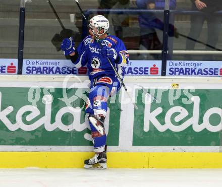 EBEL. Eishockey Bundesliga. VSV gegen	EC Red Bull Salzburg	. Torjubel Jan Urbas (VSV). Villach, am 20.12.2016.
Foto: Kuess

---
pressefotos, pressefotografie, kuess, qs, qspictures, sport, bild, bilder, bilddatenbank