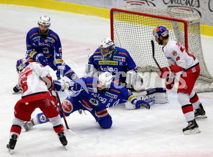 EBEL. Eishockey Bundesliga. VSV gegen	EC Red Bull Salzburg	. Stefan Bacher, David Kreuter, Olivier Roy,  (VSV), Raphael Herburger, Ryan Duncan (Salzburg). Villach, am 20.12.2016.
Foto: Kuess

---
pressefotos, pressefotografie, kuess, qs, qspictures, sport, bild, bilder, bilddatenbank