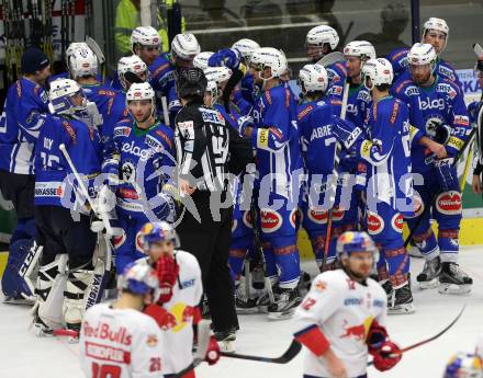 EBEL. Eishockey Bundesliga. VSV gegen	EC Red Bull Salzburg	. Jubel  (VSV). Villach, am 20.12.2016.
Foto: Kuess

---
pressefotos, pressefotografie, kuess, qs, qspictures, sport, bild, bilder, bilddatenbank