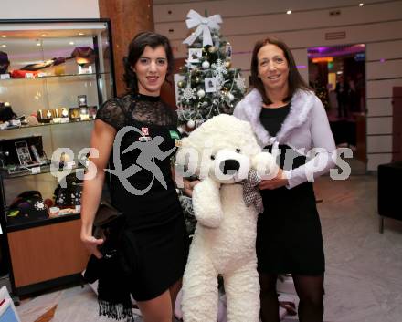 Sportgala. Nacht des Sports. Ehrung Sportler des Jahres. Magdalena Lobnig,  Michaela Taupe-Traer. Velden, 21.12.2016.
Foto: Kuess 
---
pressefotos, pressefotografie, kuess, qs, qspictures, sport, bild, bilder, bilddatenbank