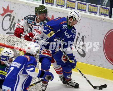 EBEL. Eishockey Bundesliga. VSV gegen	HCB Suedtirol Alperia. Miha Verlic,  (VSV), Jesse Root (Bozen). Villach, am 26.12.2016.
Foto: Kuess

---
pressefotos, pressefotografie, kuess, qs, qspictures, sport, bild, bilder, bilddatenbank
