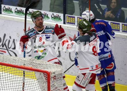 EBEL. Eishockey Bundesliga. VSV gegen	HCB Suedtirol Alperia. Torjubel Marco Insam, Marc Olivier Vallerand (Bozen). Villach, am 26.12.2016.
Foto: Kuess

---
pressefotos, pressefotografie, kuess, qs, qspictures, sport, bild, bilder, bilddatenbank