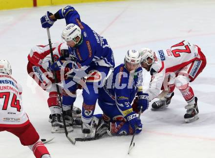 EBEL. Eishockey Bundesliga. VSV gegen	KAC. Jan Urbas, Dustin Johner,  (VSV), Kevin Kapstad, Steven Strong (KAC). Villach, am 28.12.2016.
Foto: Kuess

---
pressefotos, pressefotografie, kuess, qs, qspictures, sport, bild, bilder, bilddatenbank
