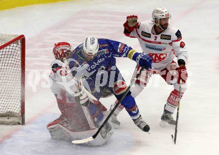 EBEL. Eishockey Bundesliga. VSV gegen	KAC. Markus Schlacher (VSV), Tomas Duba, David Joseph Fischer (KAC). Villach, am 28.12.2016.
Foto: Kuess

---
pressefotos, pressefotografie, kuess, qs, qspictures, sport, bild, bilder, bilddatenbank